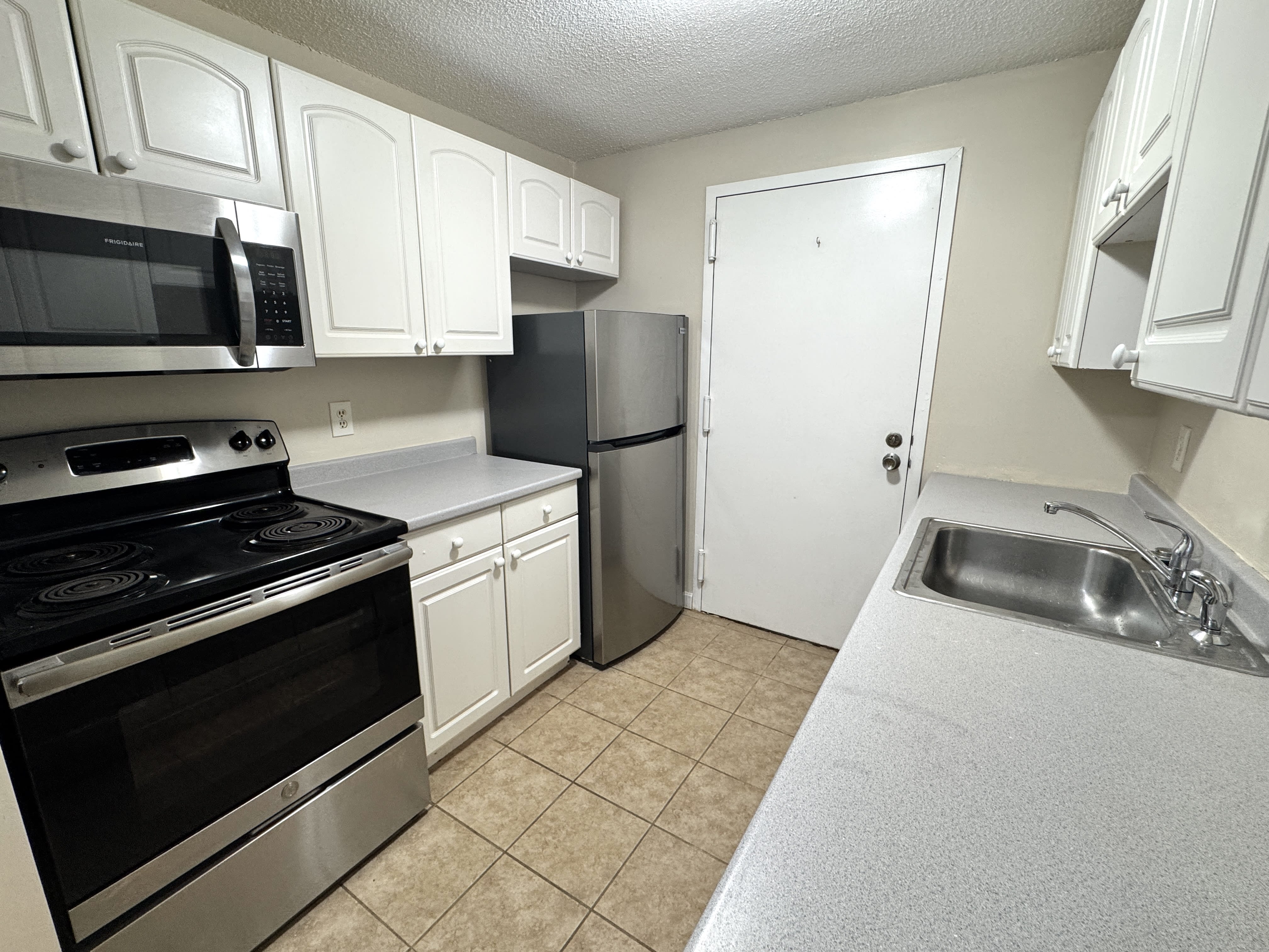 7 Village Rock Ln – photo 2