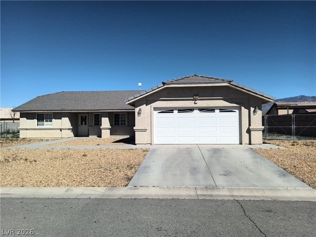 546 E Elsie Lane – photo 1