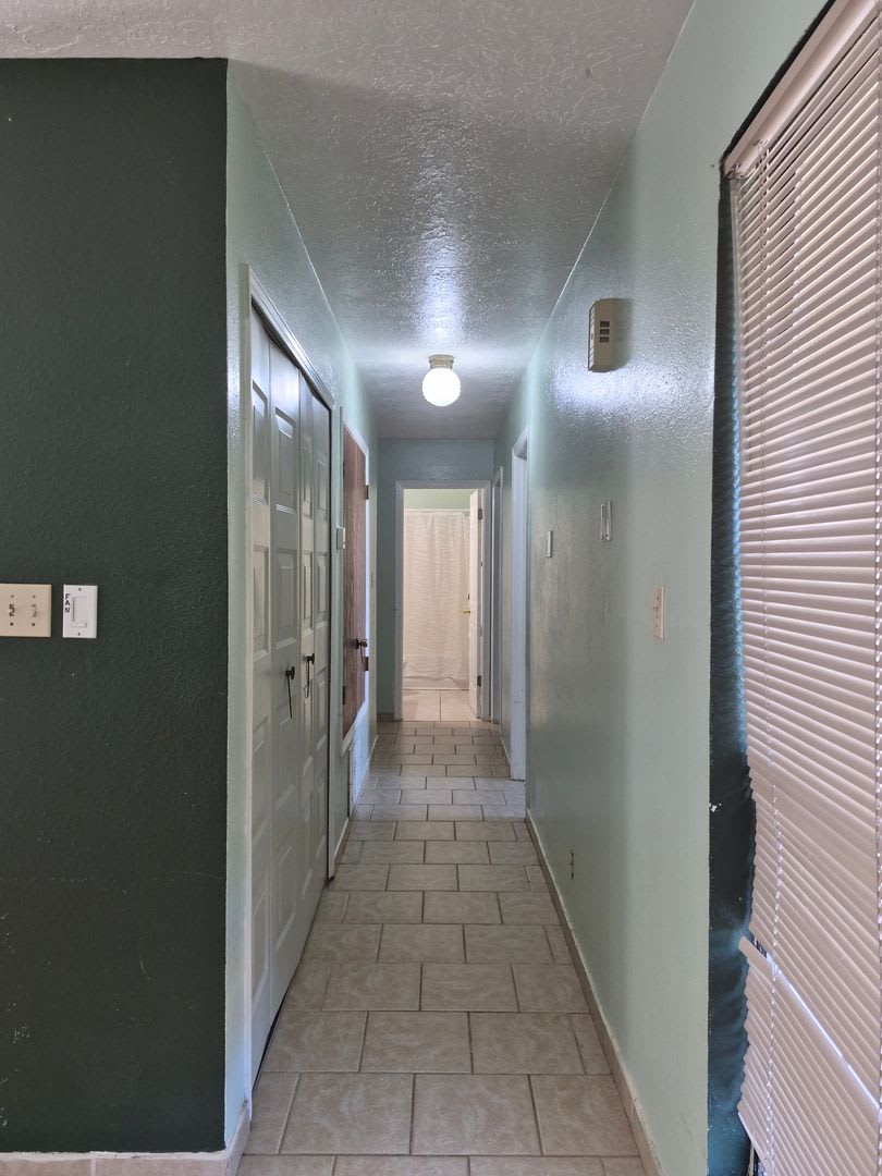 PARTIALLY FURNISHED – photo 2