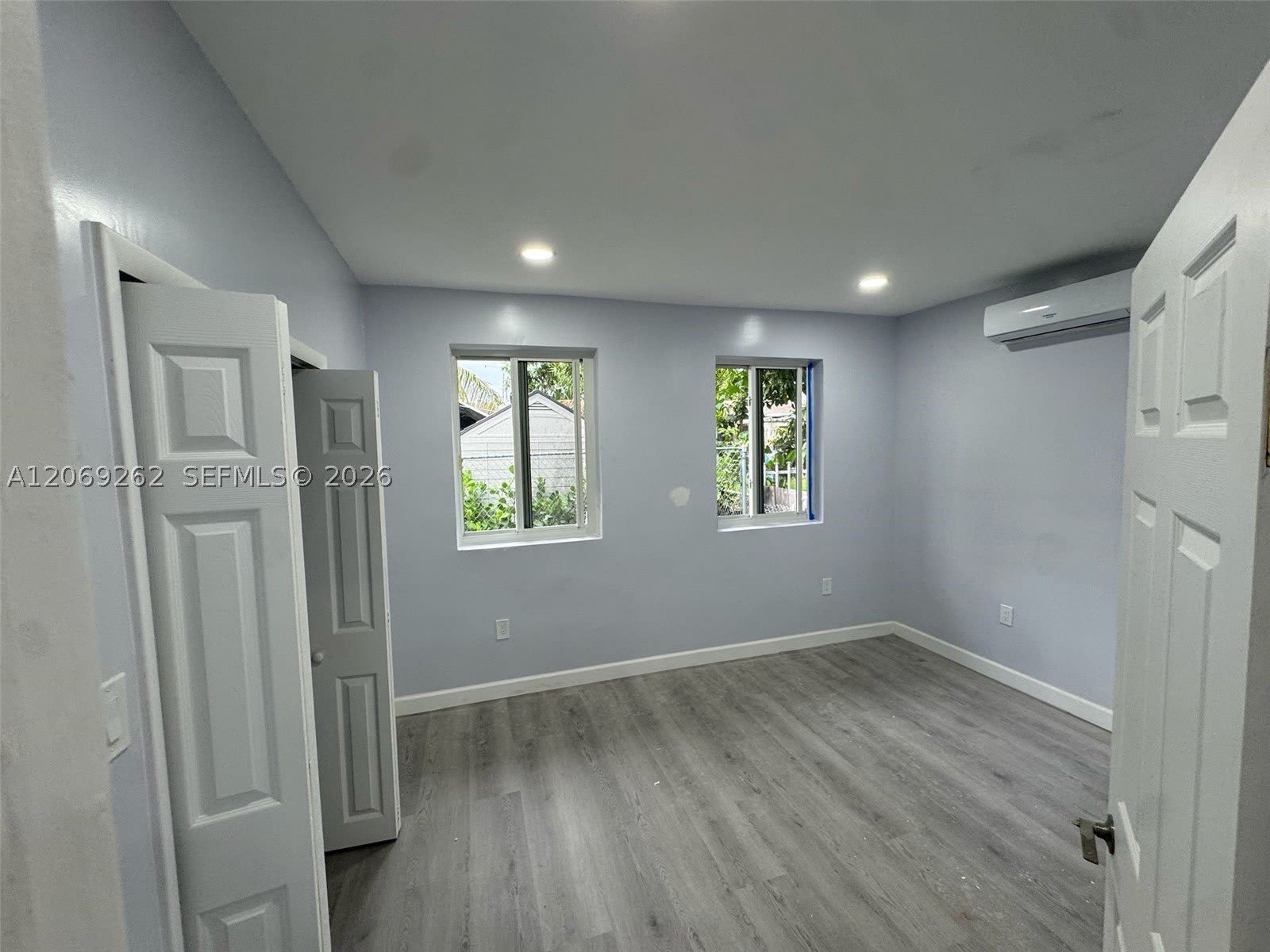 3171 SW 26th St – photo 4