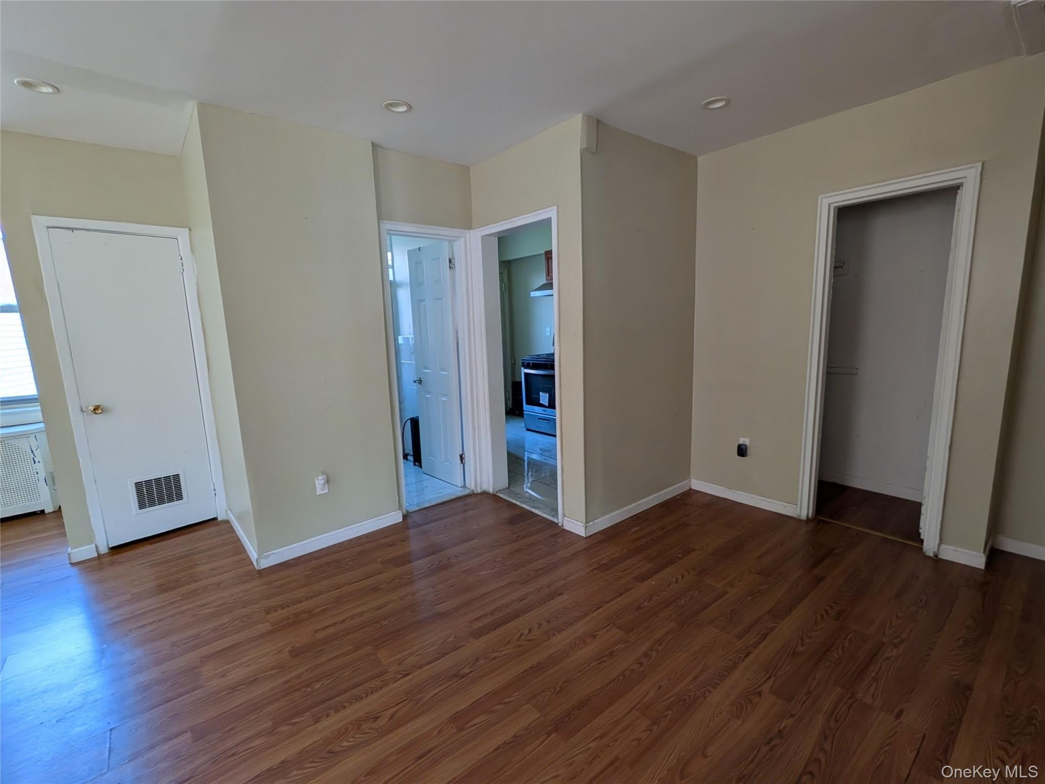 206-07 Hillside Avenue – photo 3