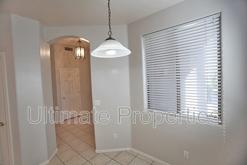 6331 W Pontiac Dr – photo 4