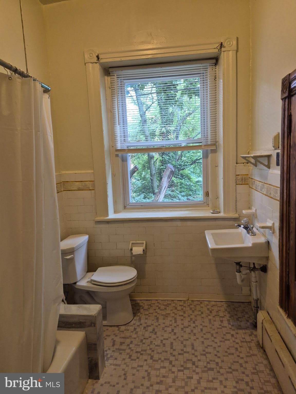 4610 CHESTER Avenue – photo 4
