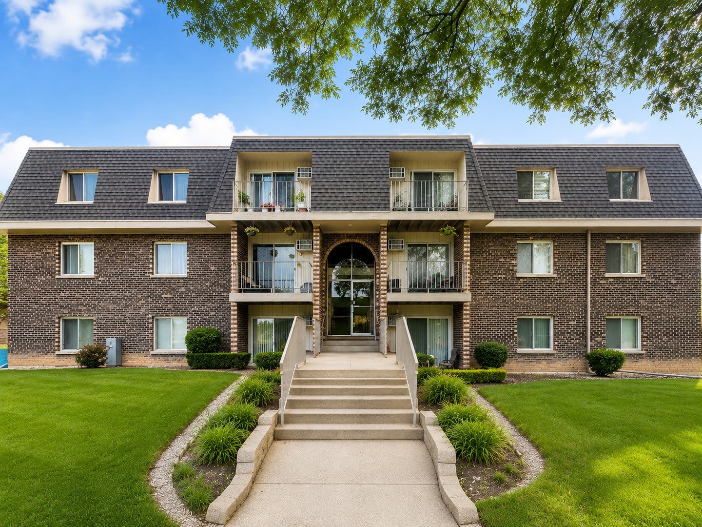 870 Winesap Court – photo 1