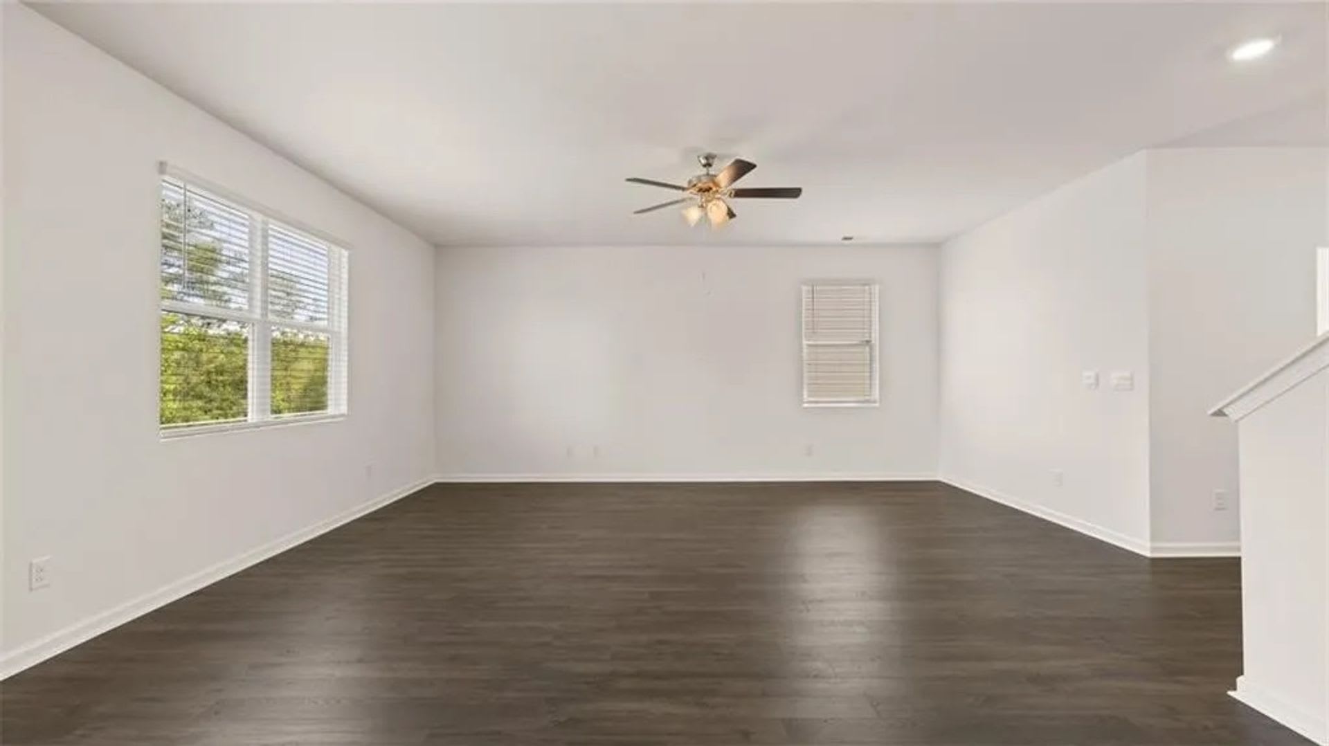 Room in 4 Bedroom Home in Locust Grove – photo 3