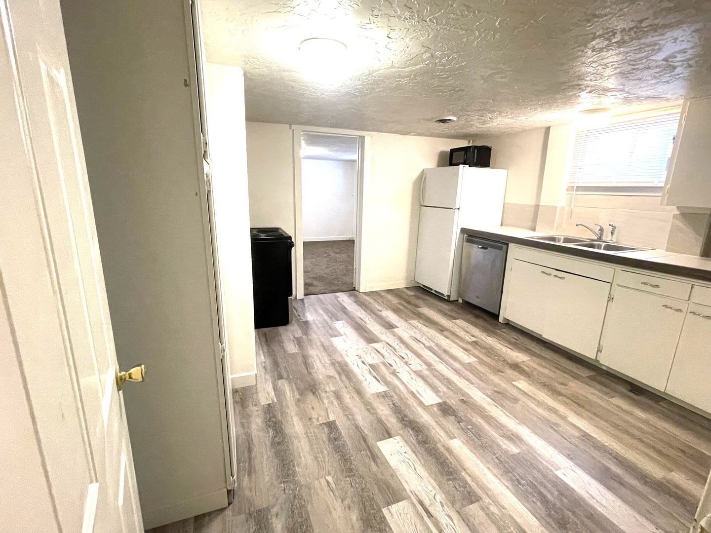 (2001 9th Ave) – photo 4