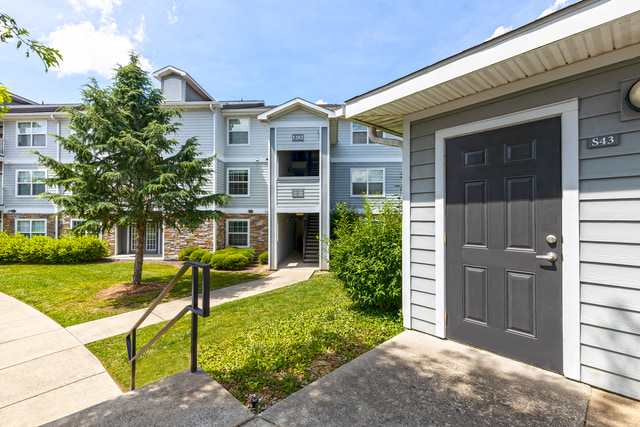 Vantage Pointe at Marrowbone Heights – photo 3