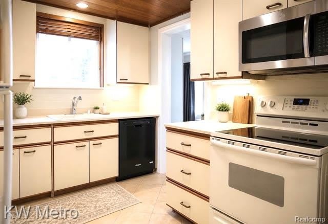 619 N Elizabeth Street – photo 4
