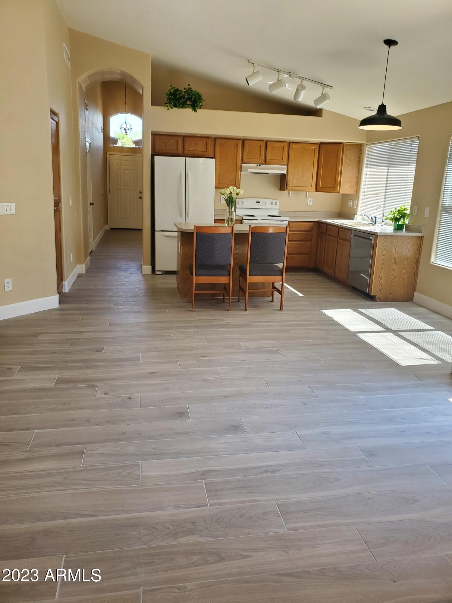 1737 E Morgan Court – photo 5