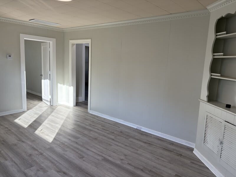 225 Poplar St – photo 3