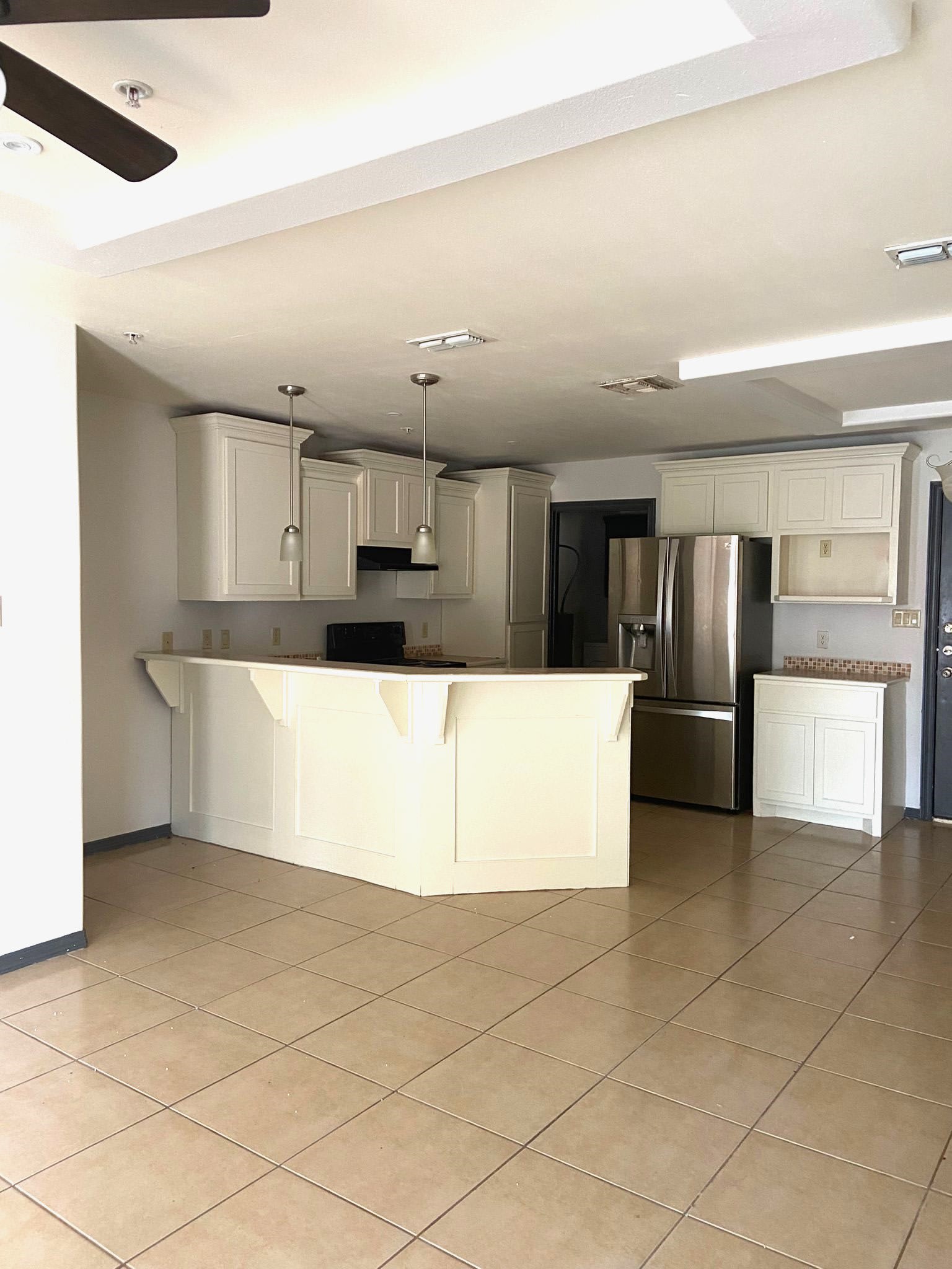 1202 W Kiwi Ave – photo 2