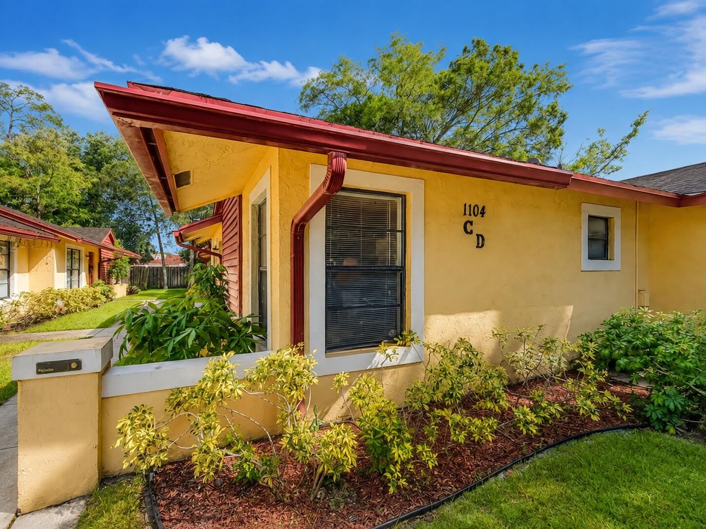 1104 Goldenrod Road – photo 2