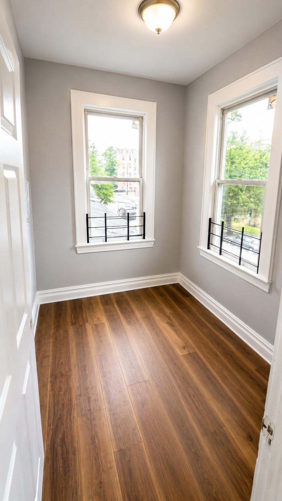 192 Isabella Avenue – photo 3