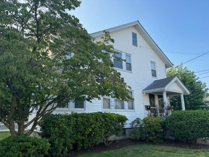 20 Broadway Terrace – photo 1