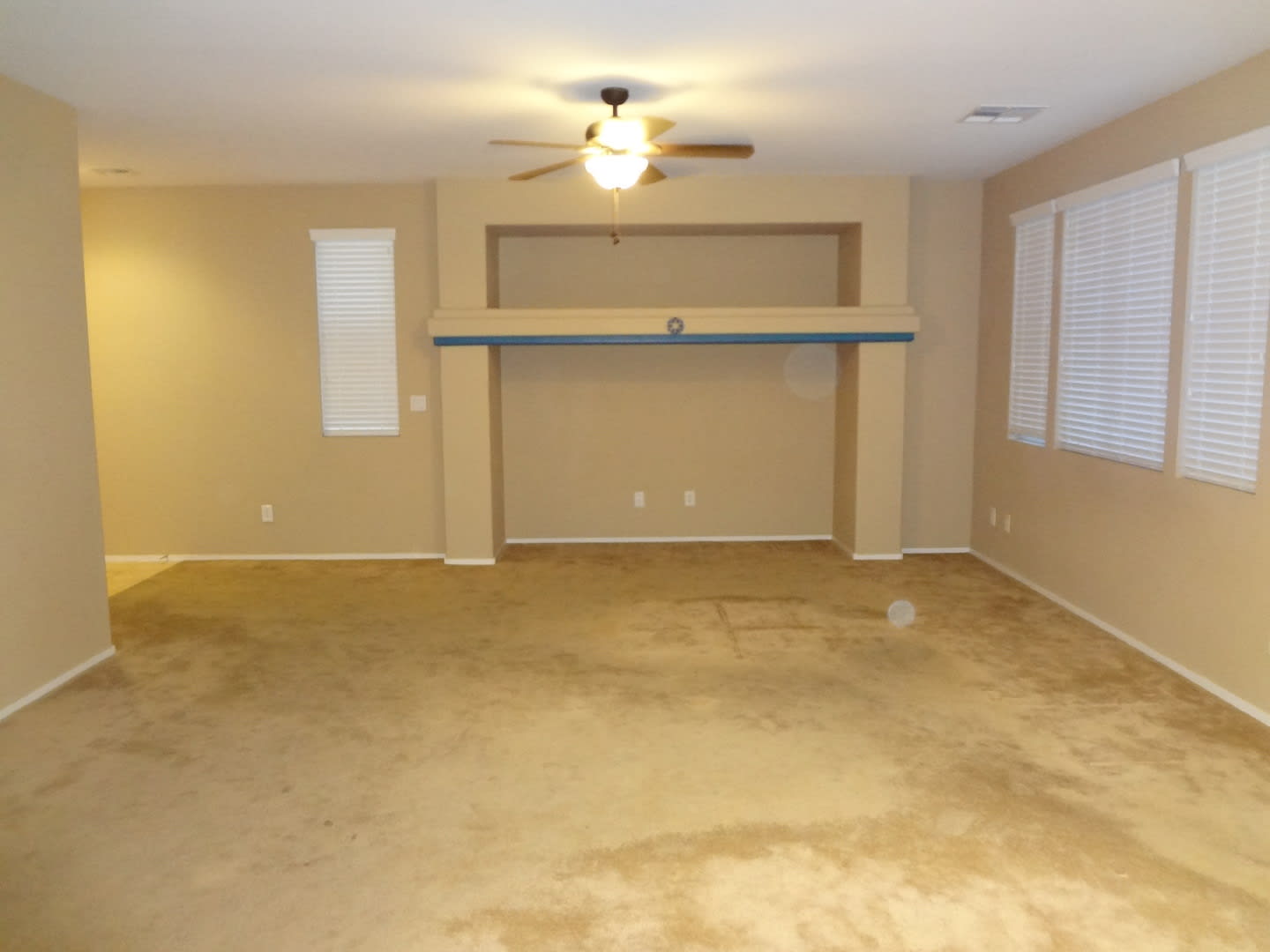 BEAUTIFUL 2,022 SQ. FT. HOME HAS 4 BEDROOM, 2.5 BATHROOM, 2 CAR GARAGE – photo 5