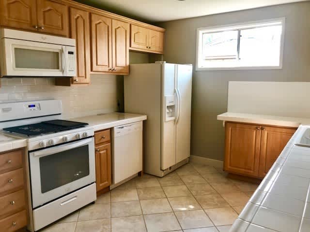 Beautifully Remolded Home in Oceanside – photo 3