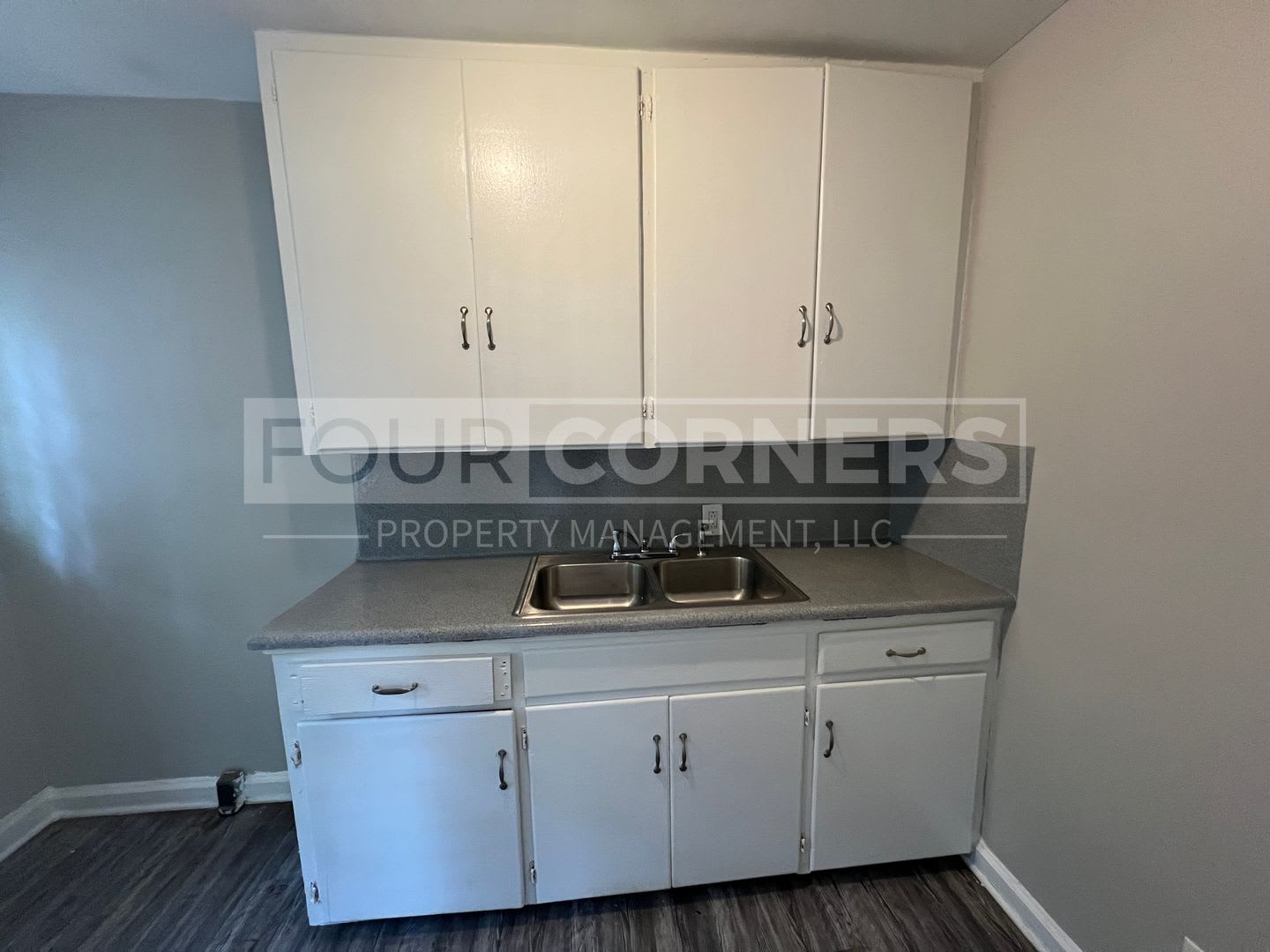 Lovely 2 Bedroom 1 Bath Home – photo 3