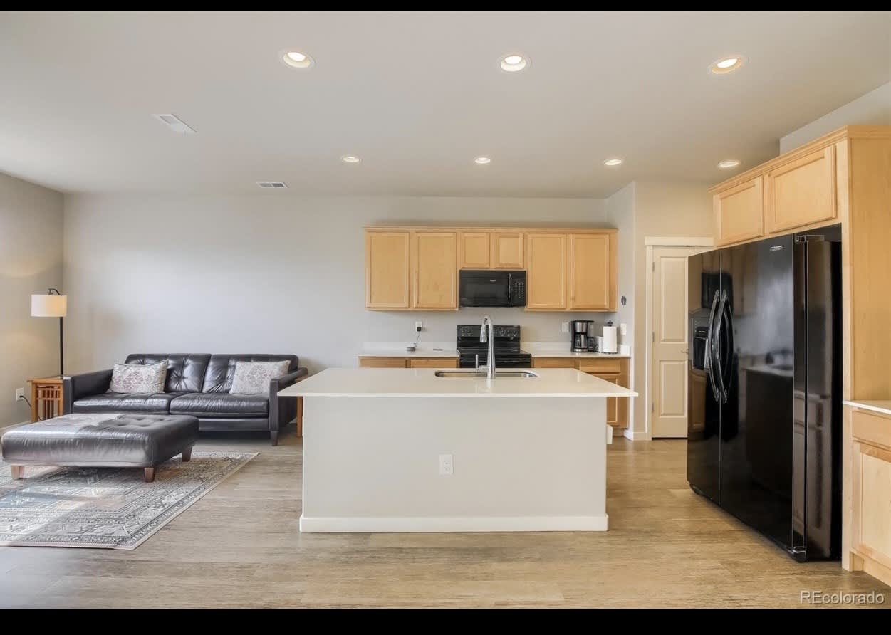 9740 Clermont Lane – photo 3