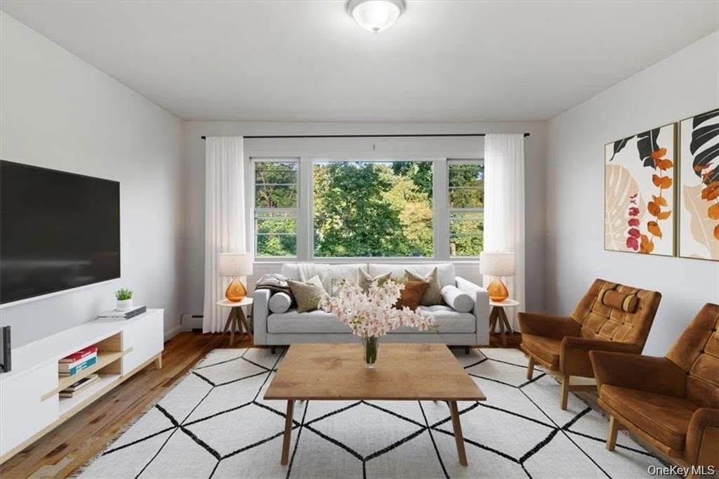 190 Midland Avenue – photo 2