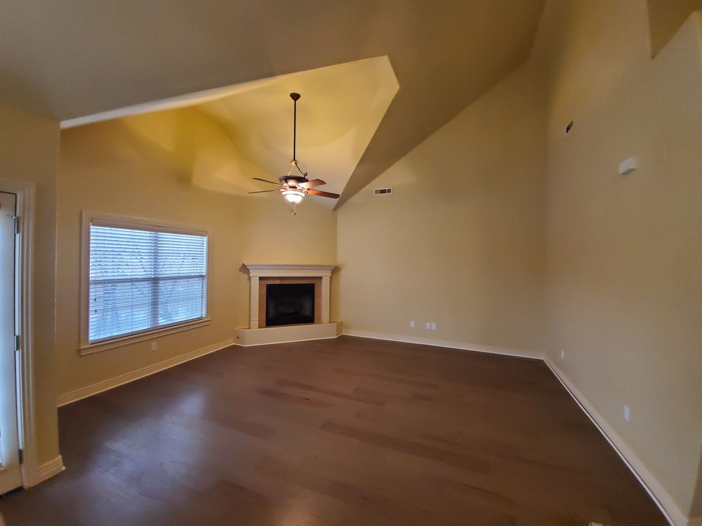 Nice 3 bedroom 2.5 bath home in North Fayetteville – photo 5
