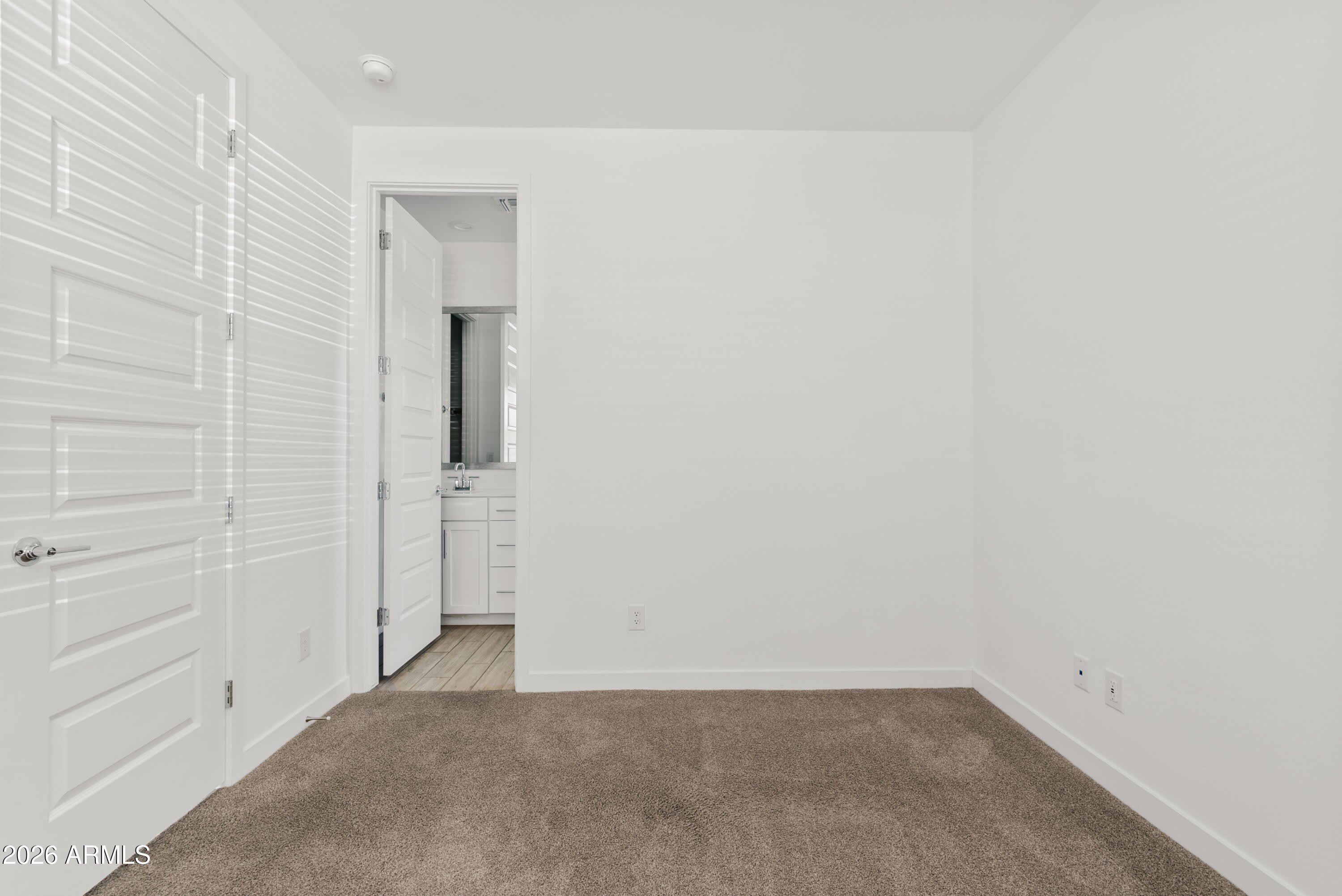 4658 S Vapor – photo 3
