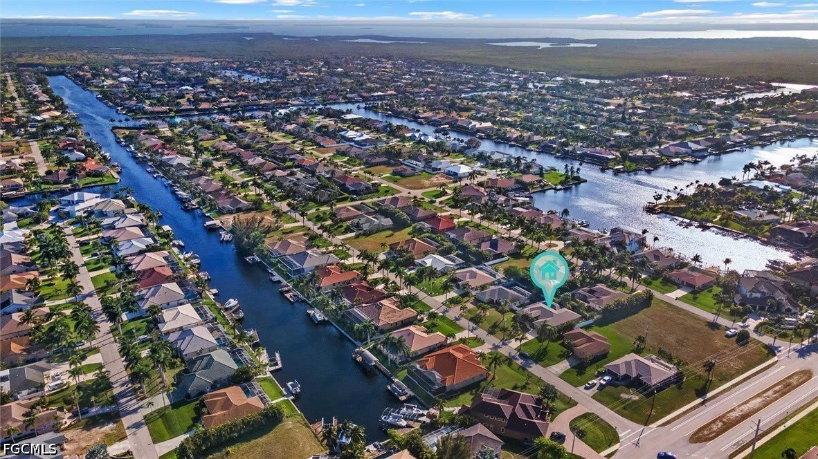 4810 SW 25th Place – photo 3