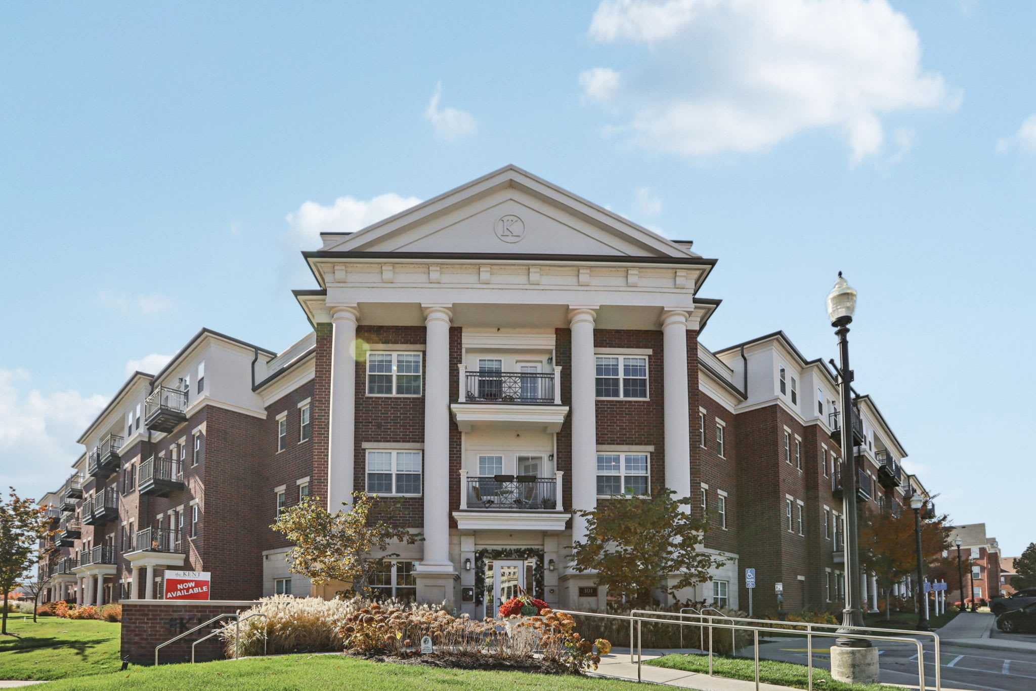 The Kent At Carmel City Center – photo 1