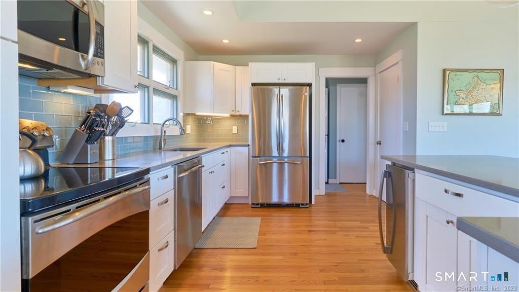 105 Sound Breeze Avenue – photo 5