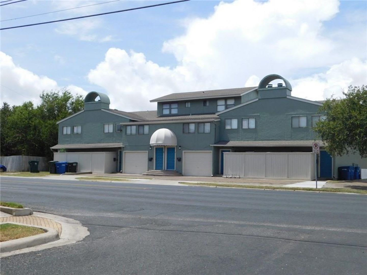 2725 Santa Fe Unit E – photo 1