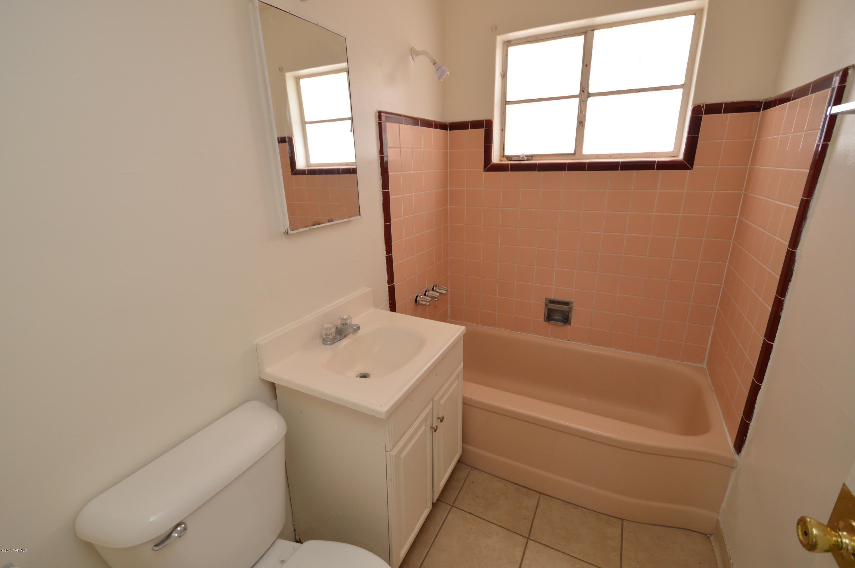 4525 E Montecito Street – photo 4