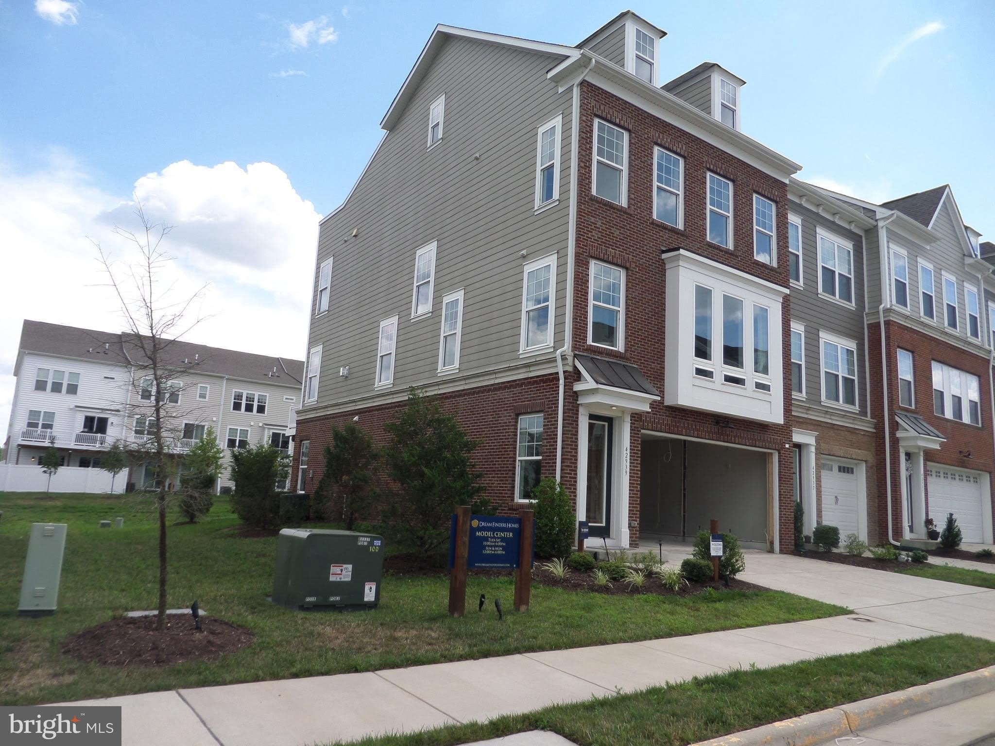 42939 Running Creek Square – photo 2