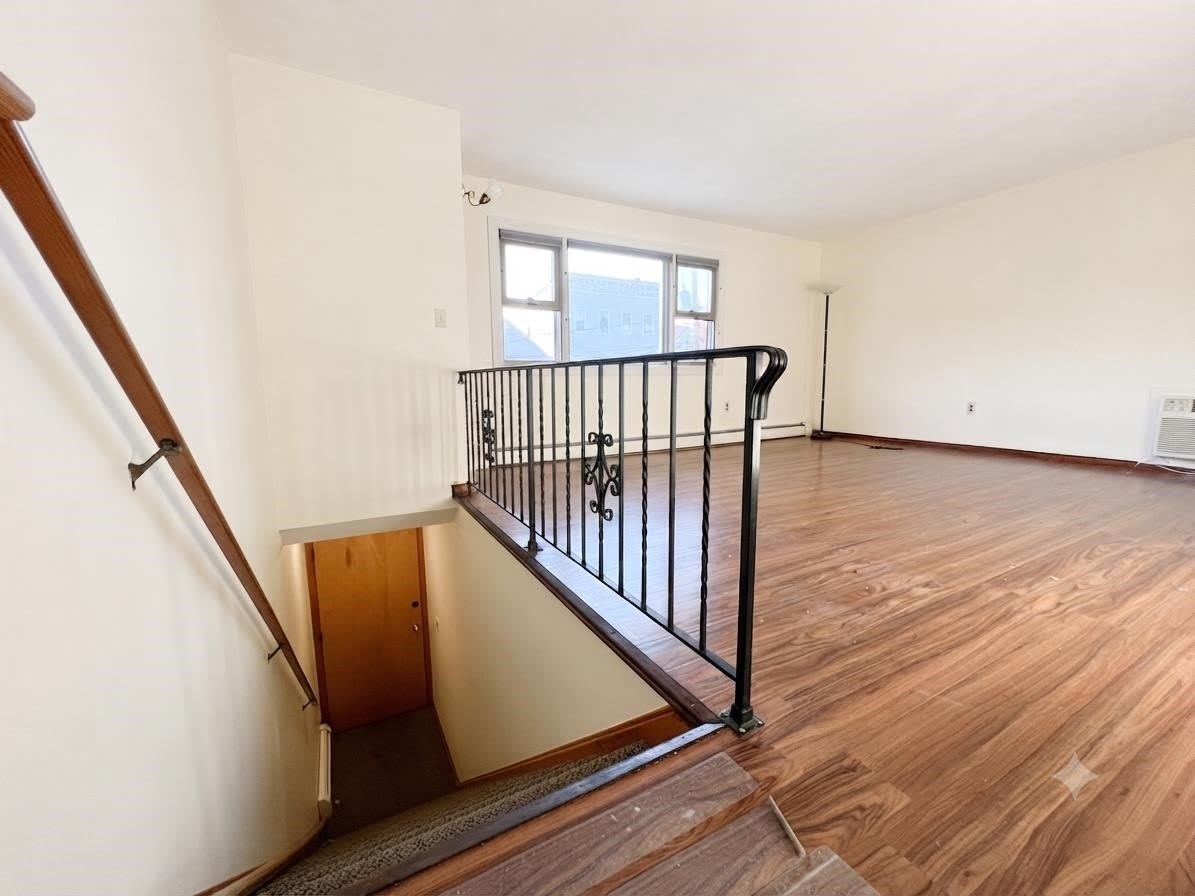 100 HANCOCK AVE – photo 3