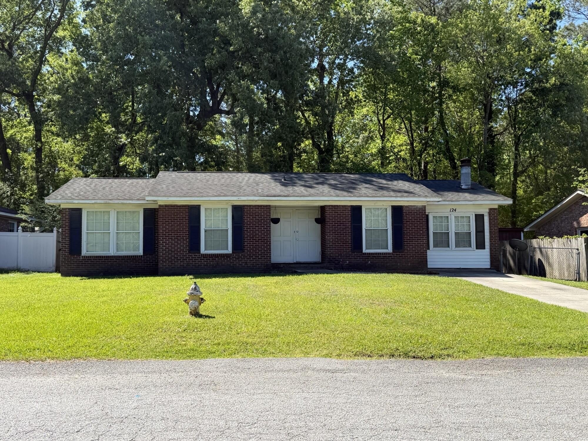 124 Miley Avenue – photo 1