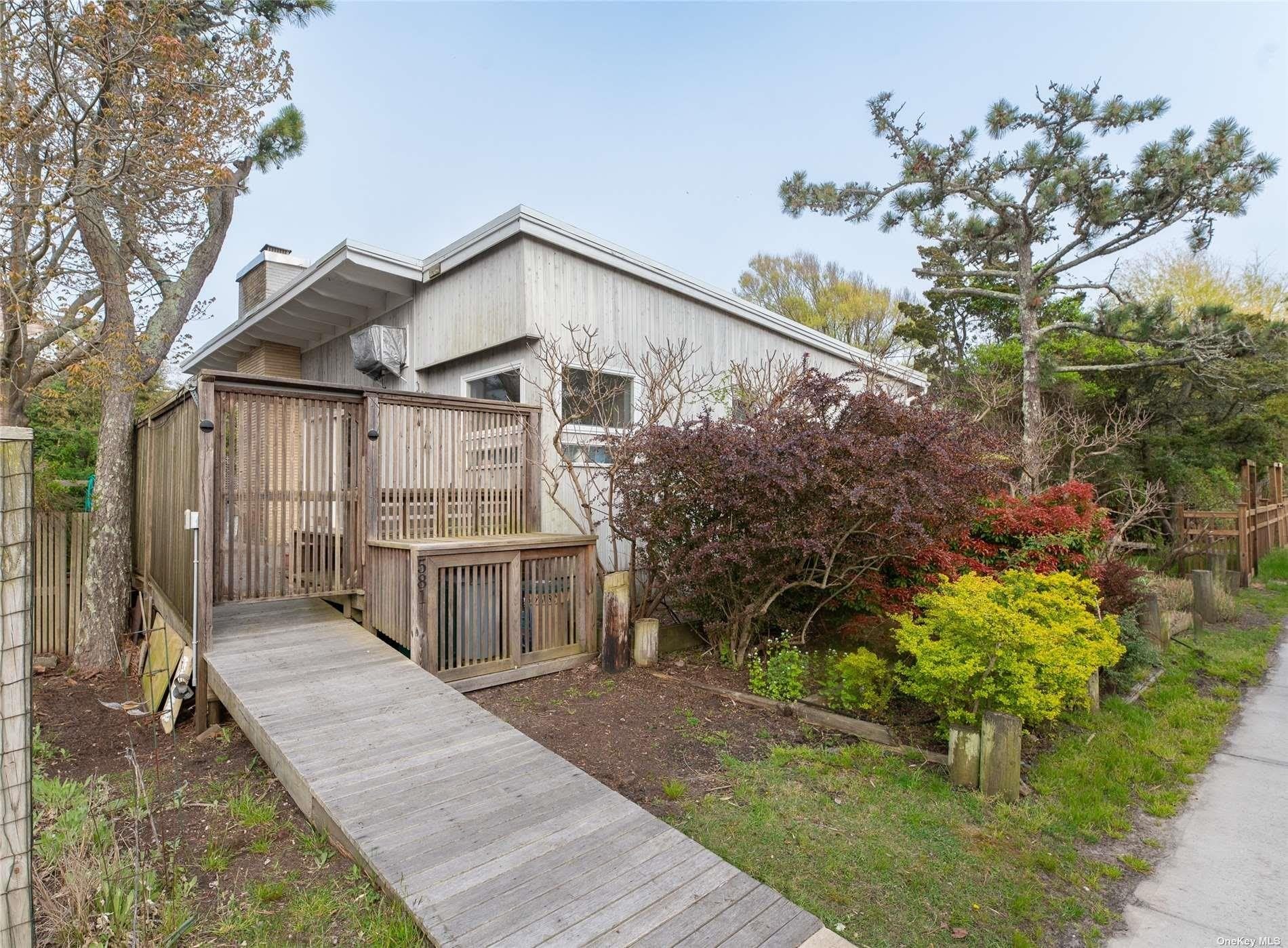 581 Bayberry Walk – photo 2