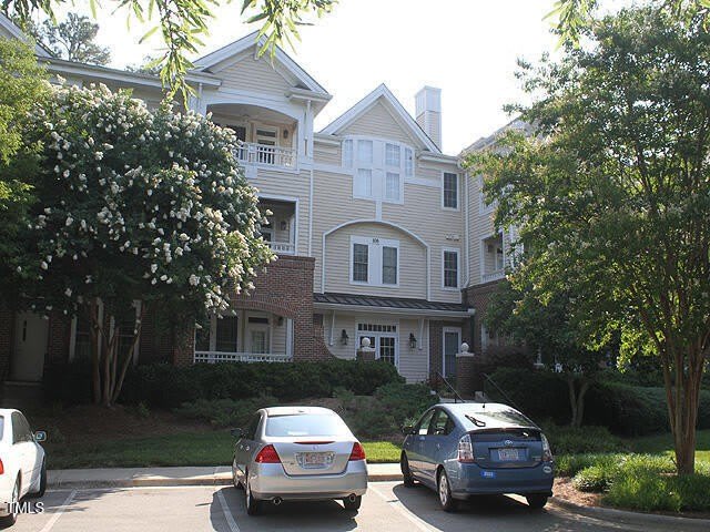 108-201 Northbrook Drive – photo 2
