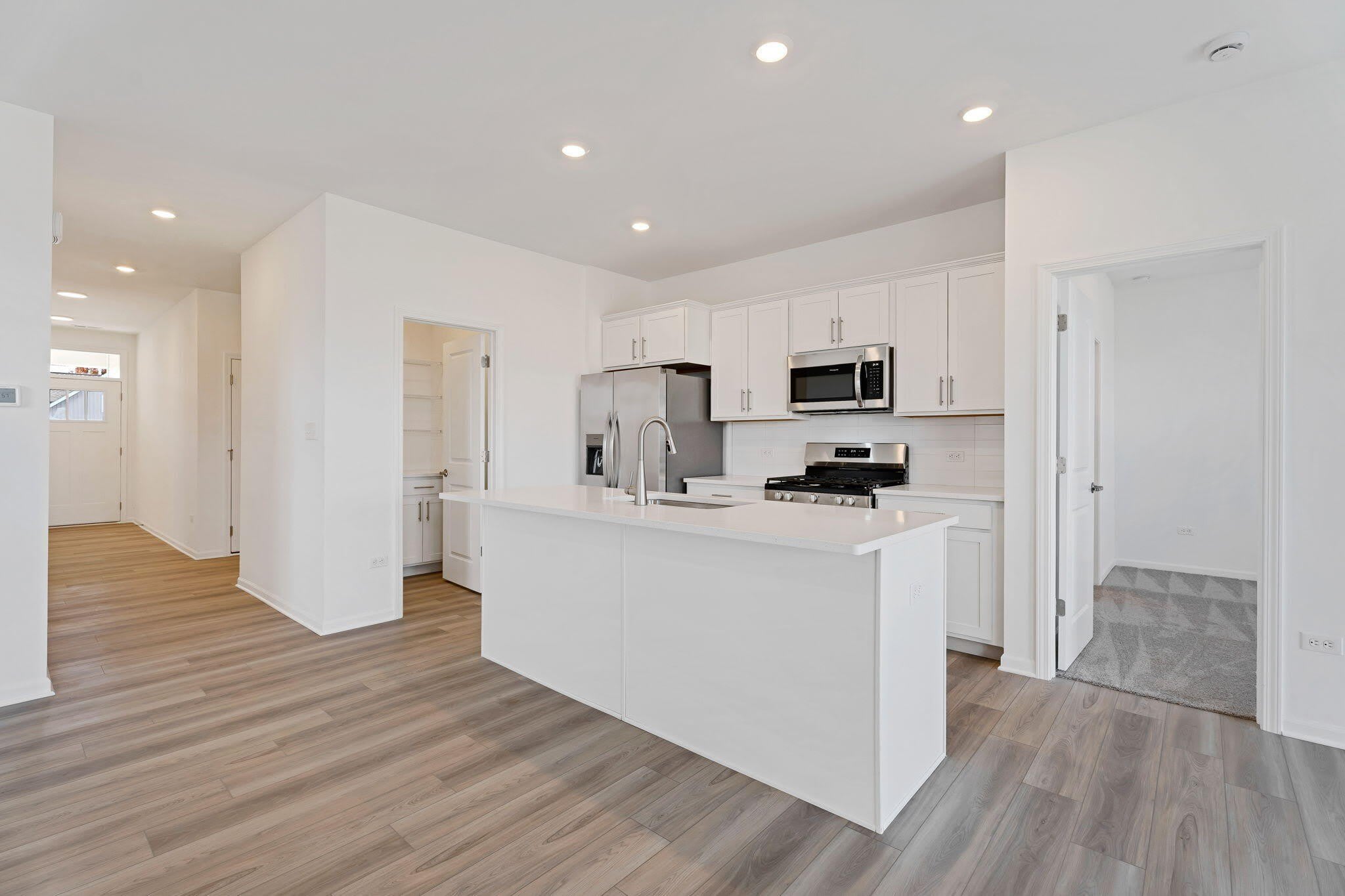 481 E 127Th Lane – photo 4