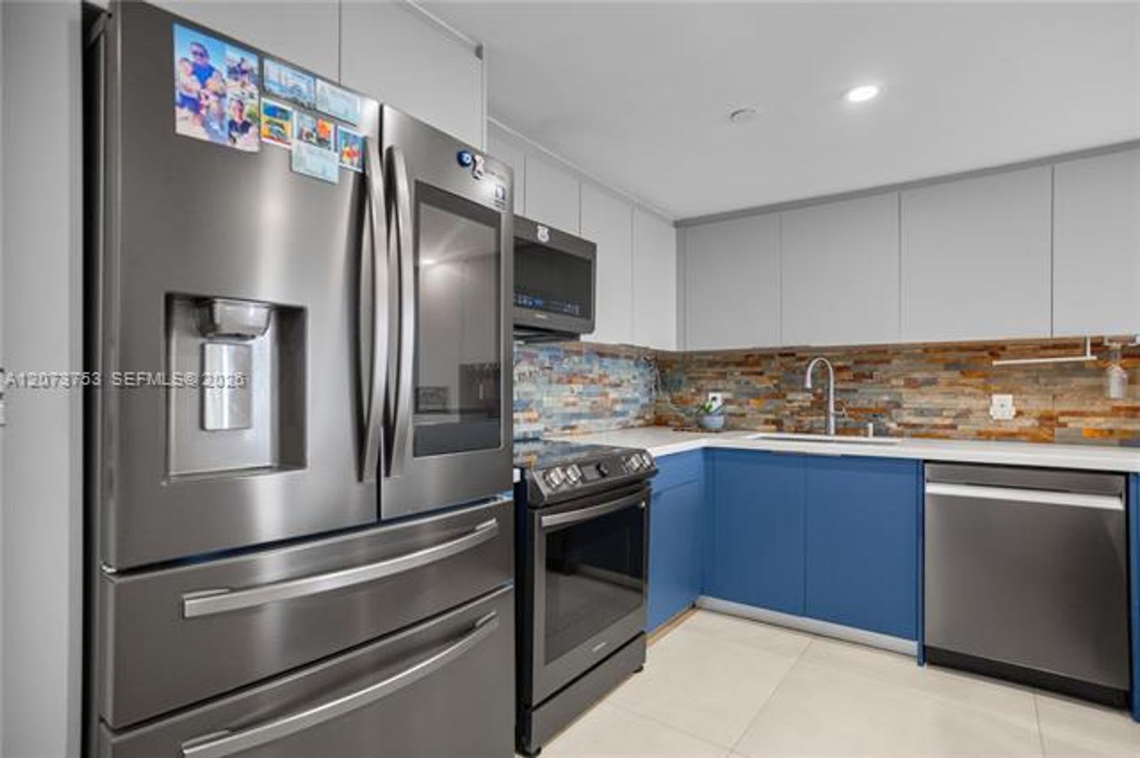 2350 NE 135th St cu-1204, North Miami, FL 33181 – photo 1