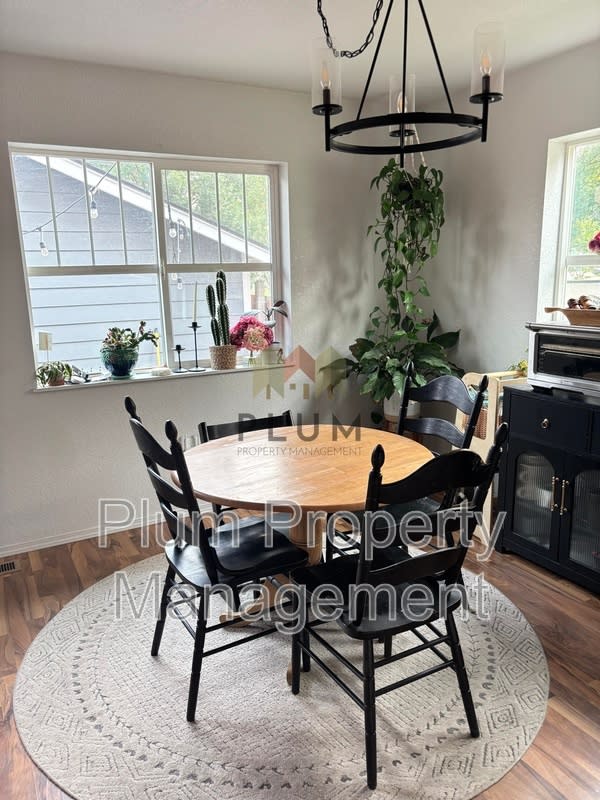 4400 Martindale Way – photo 3