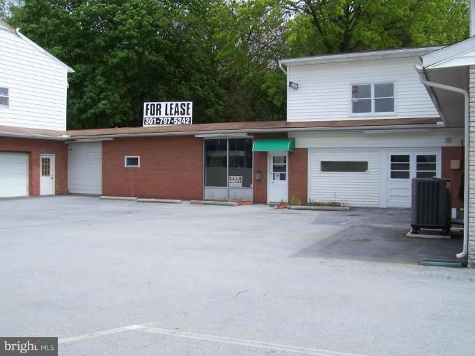 1826 DUAL Highway – photo 1
