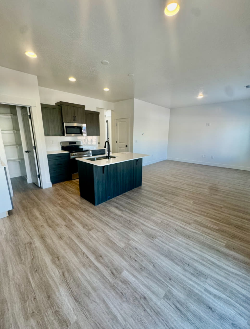 5649 South Aaron Lane – photo 1