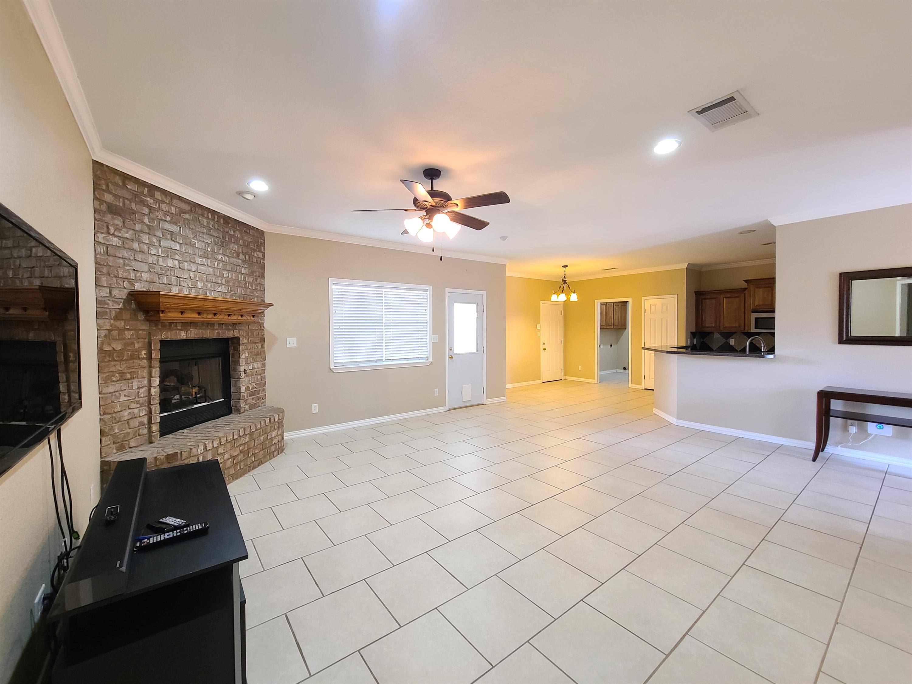 4631 Bowie Drive – photo 3