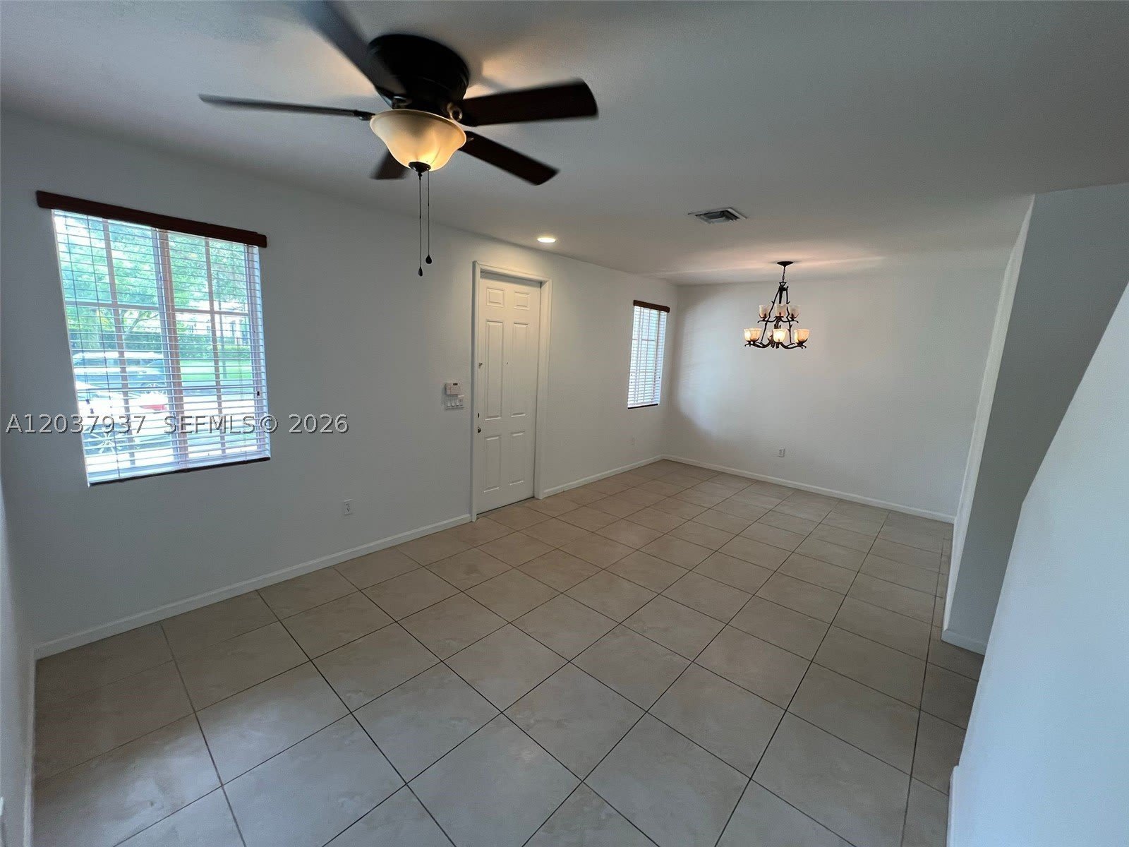 27568 SW 143rd Ave – photo 4