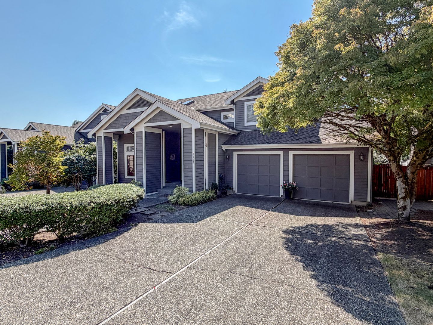 Lovely 4Bd 2Bth Kenmore Home 4 000 Mo – photo 1