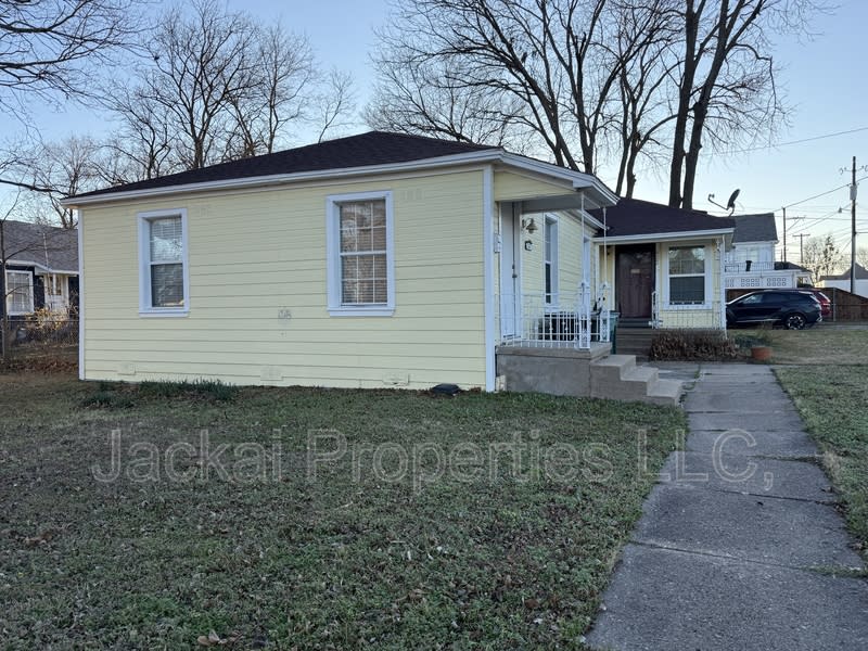 620 North Walnut Street – photo 2