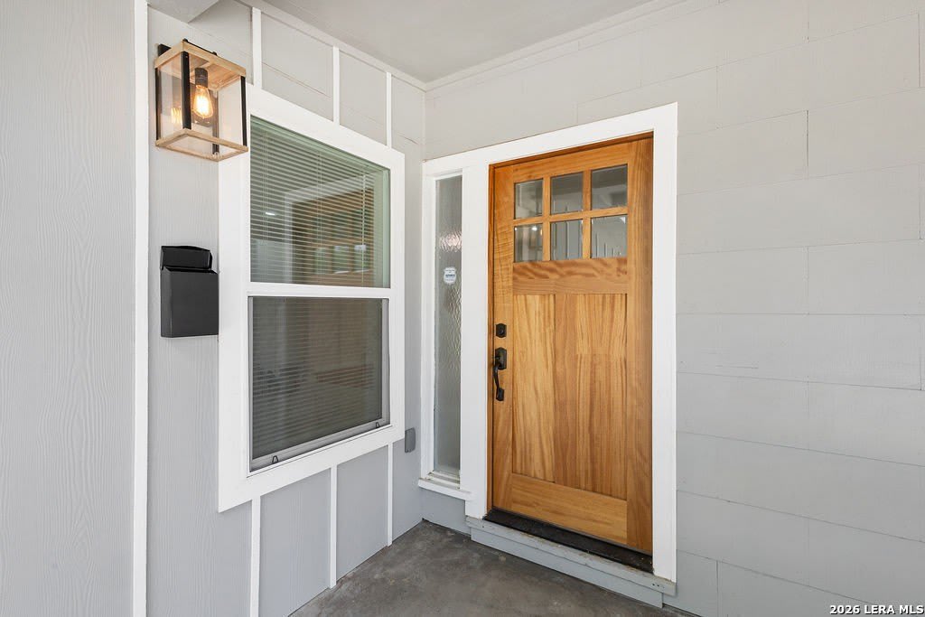 306 WESTMORELAND DR – photo 2