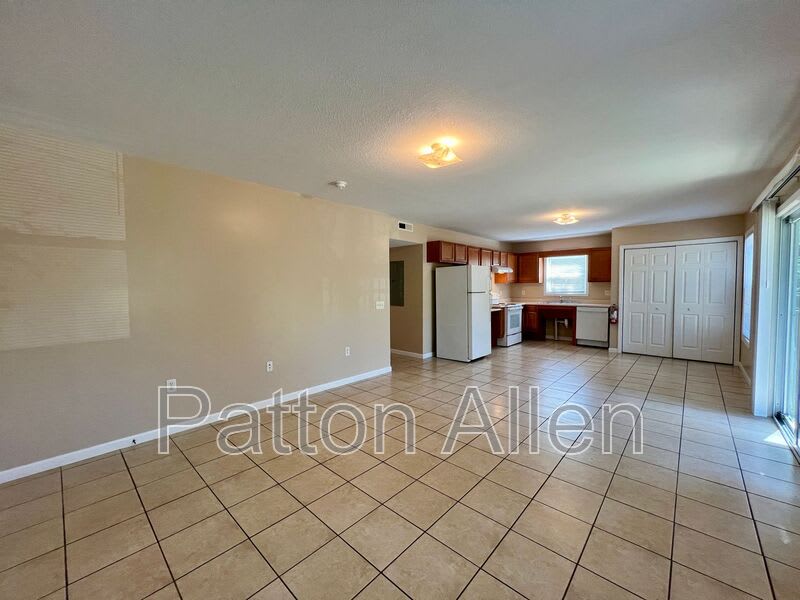 8 Zell Ln – photo 5