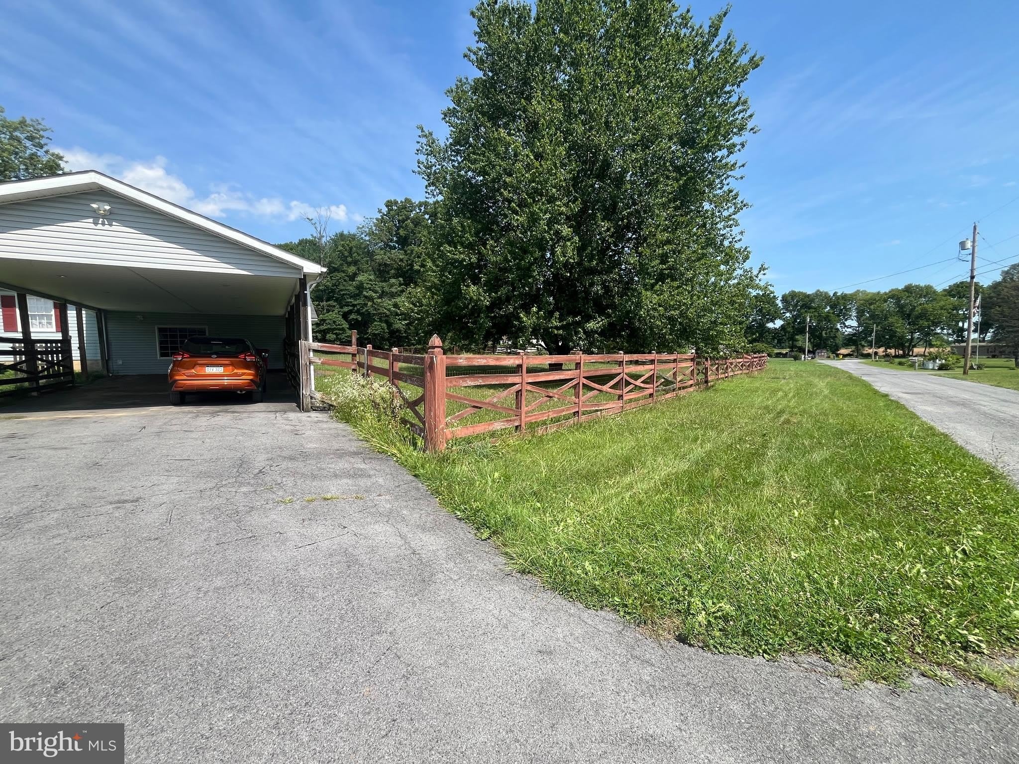 23 SHUMACK Court – photo 4