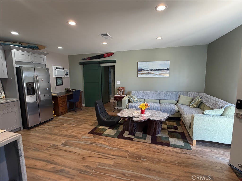 18421 E Cypress – photo 5