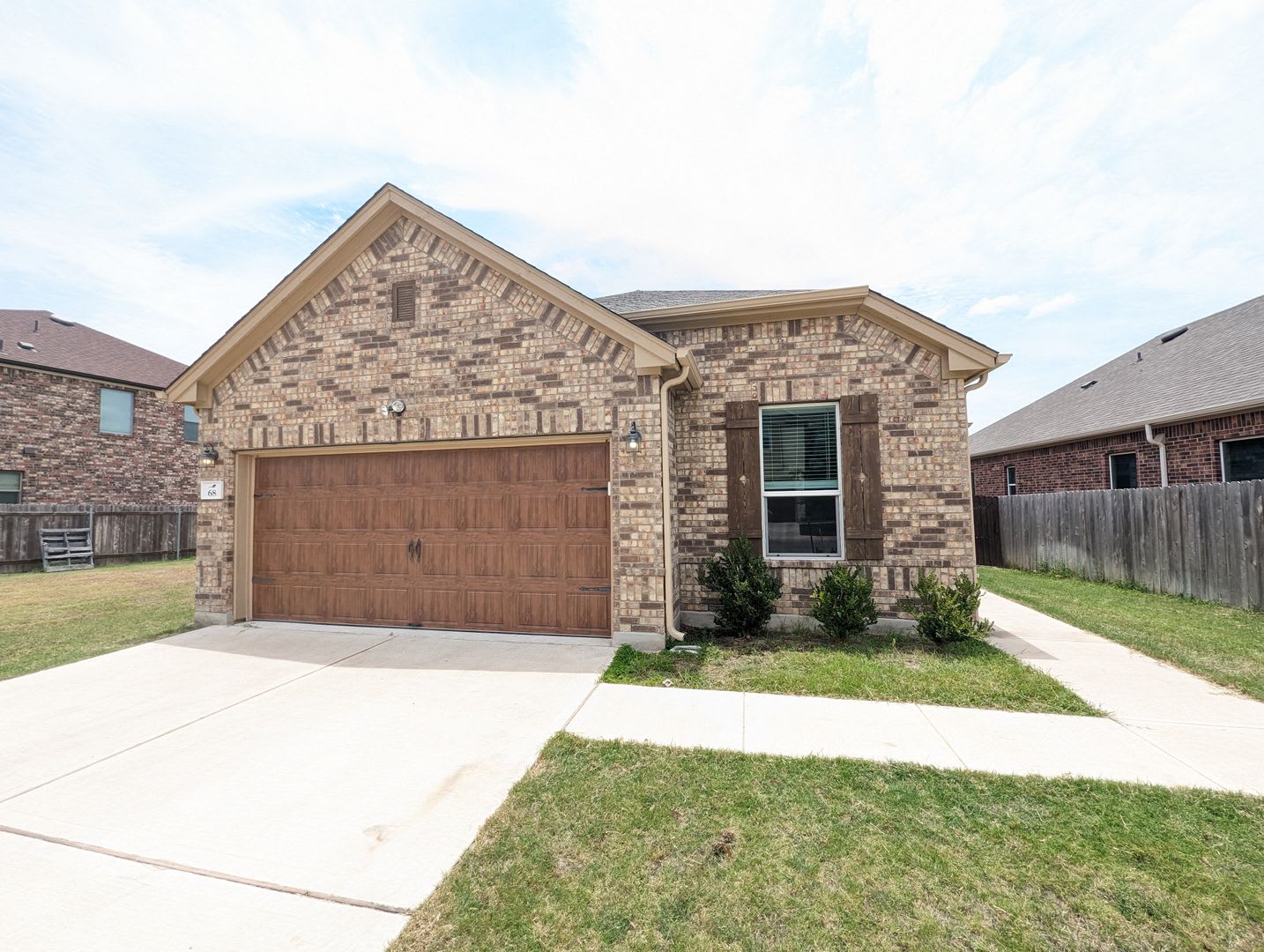 Great Round Rock Location in Sunrise Villas! – photo 1