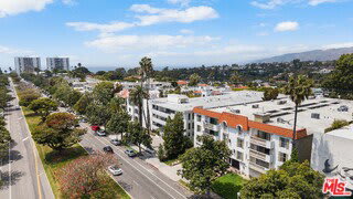 605 San Vicente Boulevard – photo 5